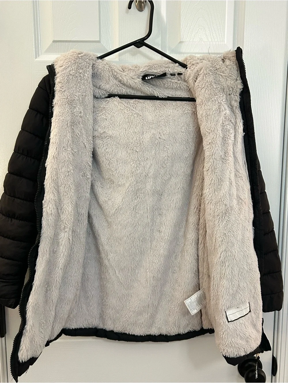 DKNY Sport Girls Black Sherpa Lined Hooded Puffer Coat Size 14/16